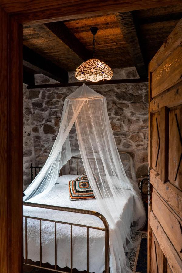 La Casa Del Buho Villa Santa Maria la Real de Nieva Luaran gambar